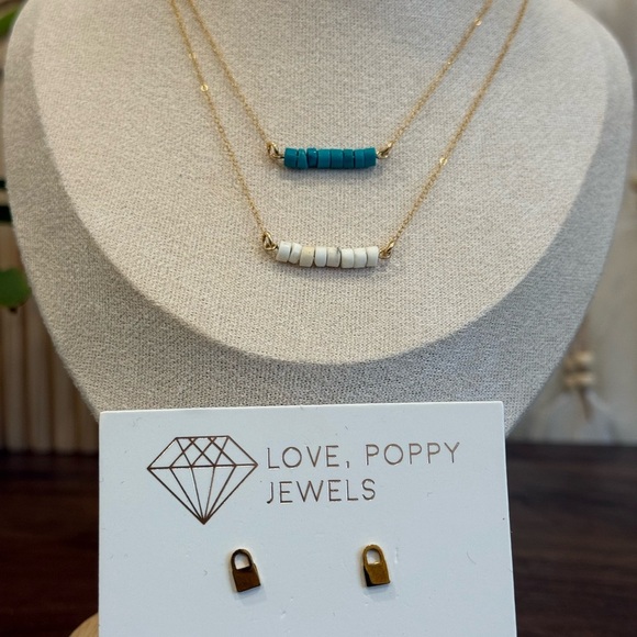 New Love Poppy Gold and Turquoise dainty Necklace Set with lock earrings - Picture 1 of 1